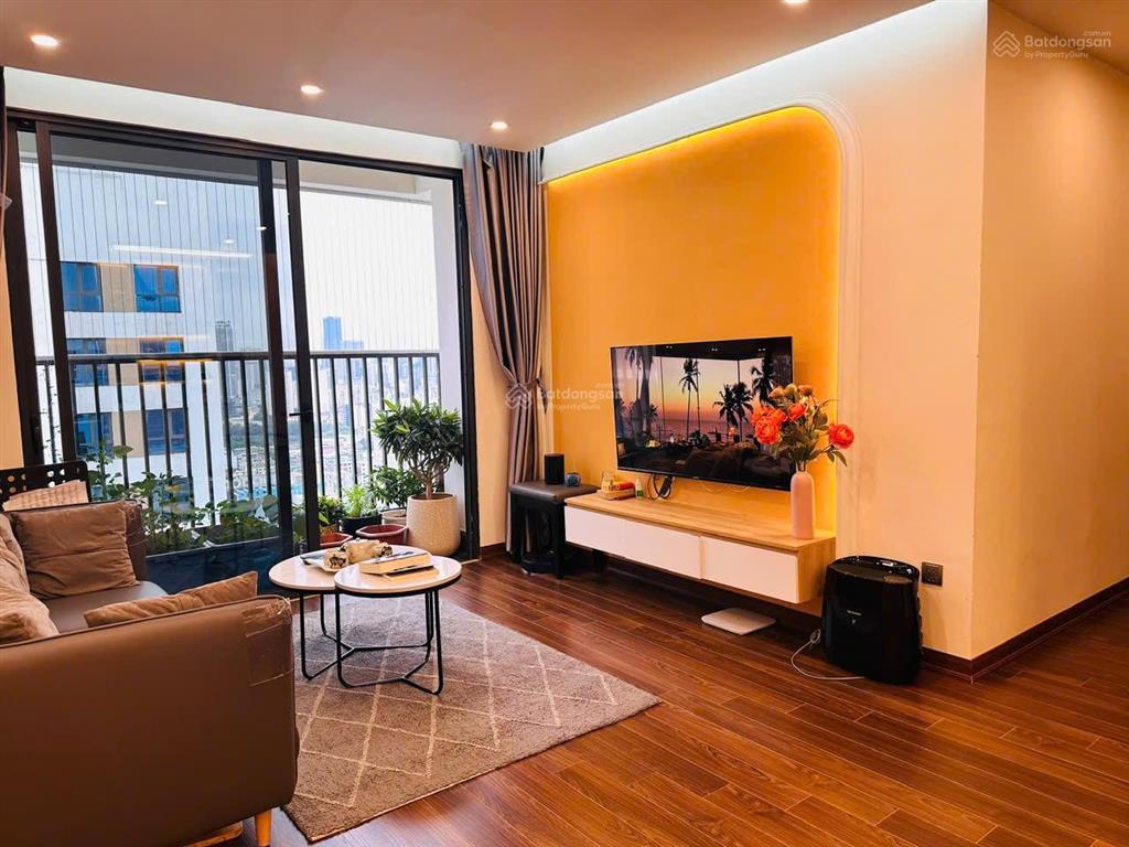 Em cho thuê căn hộ 2pn 2wc tại khu nghĩa đô giá 10tr/th, full đồ