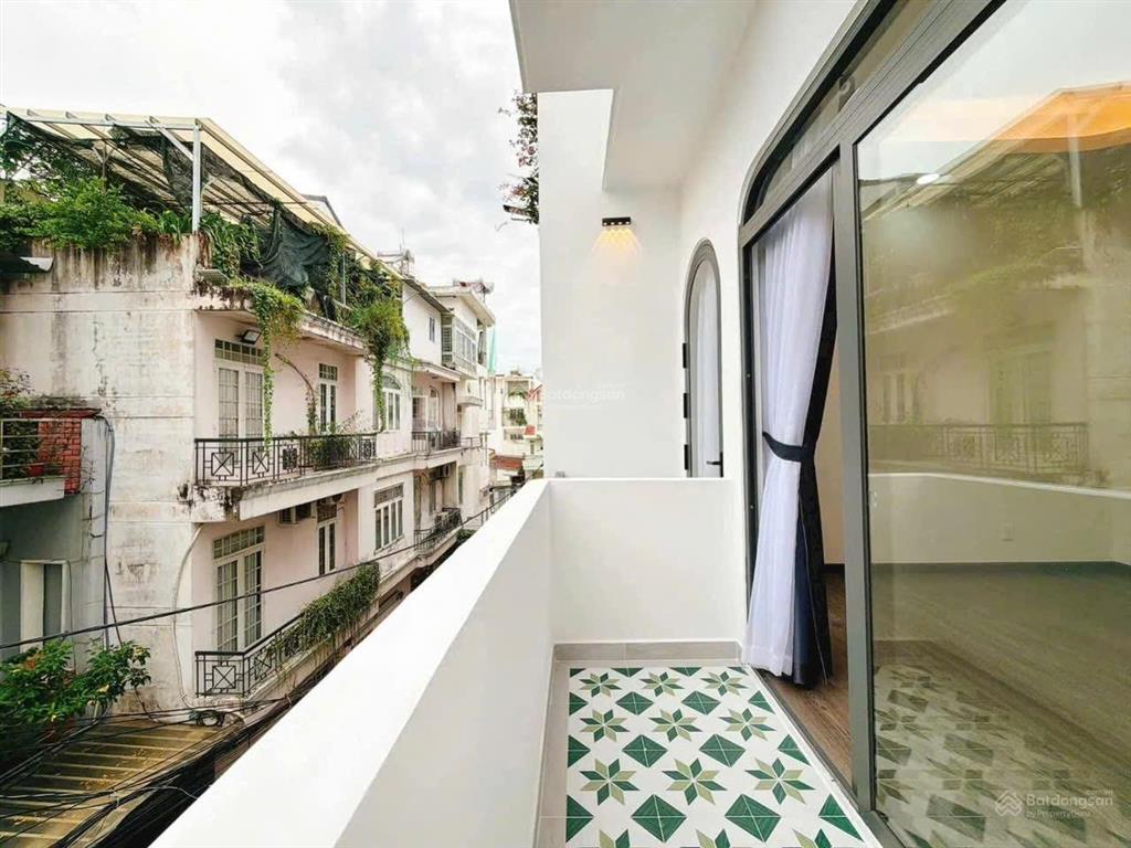 Siêu phẩm mới đẹp 4 tầng nguyễn thị thập quận 7  xe hơi ngủ trong nhà  4.5m x 12m  chỉ 12 tỷ