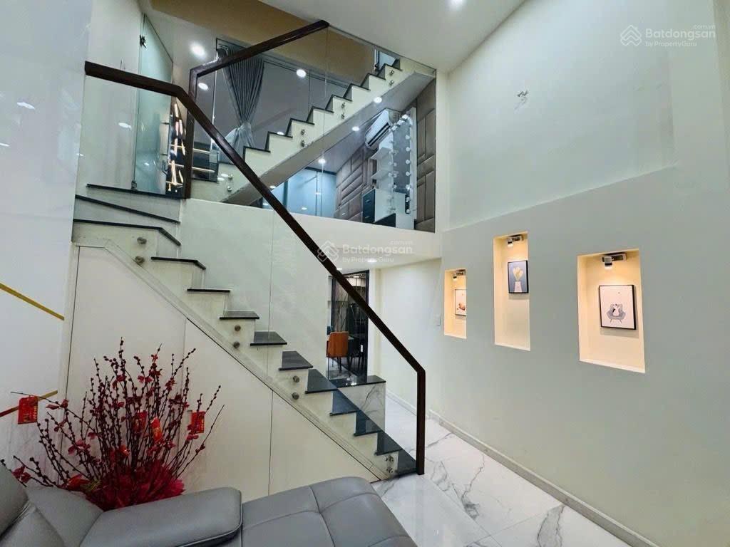 Nhà 3 tầng hẻm thông lâm văn bền p. tân hưng quận 7  91.6m2. 8.5 tỷ