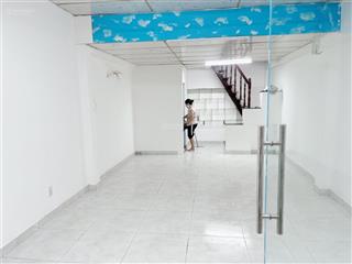 Vị trí đẹp mở spa/salon khu đông dân giá chỉ 12tr/tháng diện tích 41m2 (4.1m x 10m)