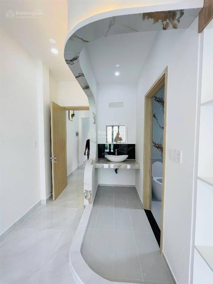 Nhà mới đẹp 2 tầng ngang 5m ngay chợ tân mỹ, quận 7 chỉ 11.2 tỷ