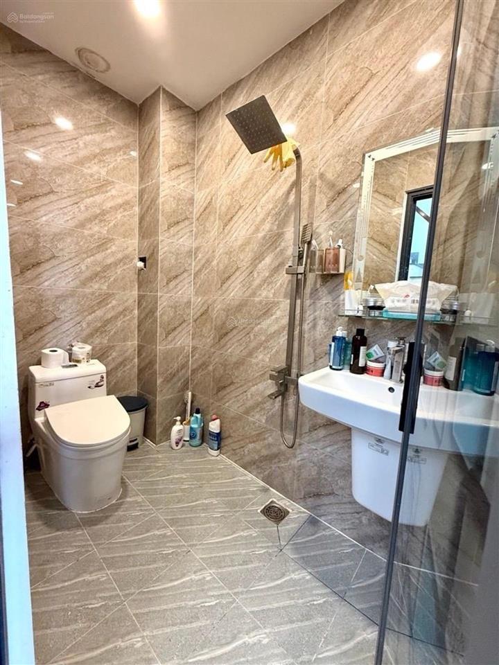 Căn hộ đẹp hẻm xe hơi thông lâm văn bền 3 tầng 4.2m x 12m nhỉnh 8 tỷ