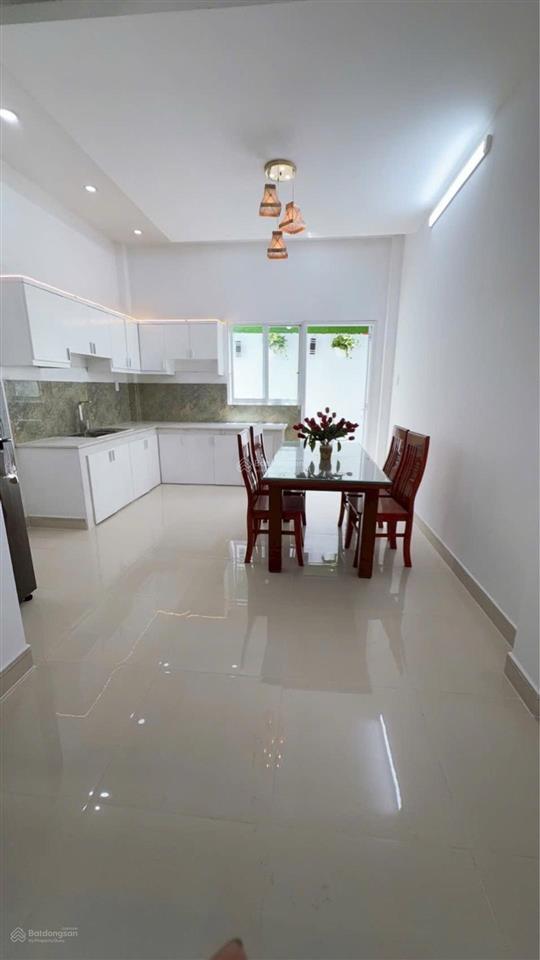Siêu phẩm nhà phố 4 tầng hxh 1806 huỳnh tấn phát tt nhà bè  nhỉnh 6 tỷ