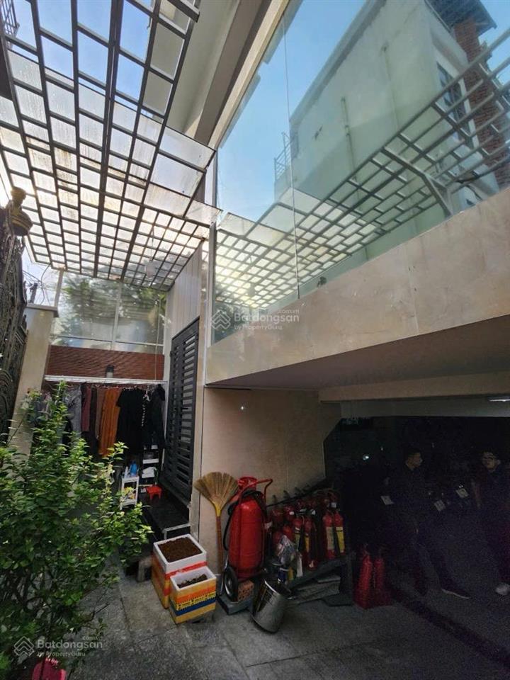 Siêu phẩm chdv cao cấp 5 tầng nguyễn thị thập  120m2  dòng tiền 85tr / tháng