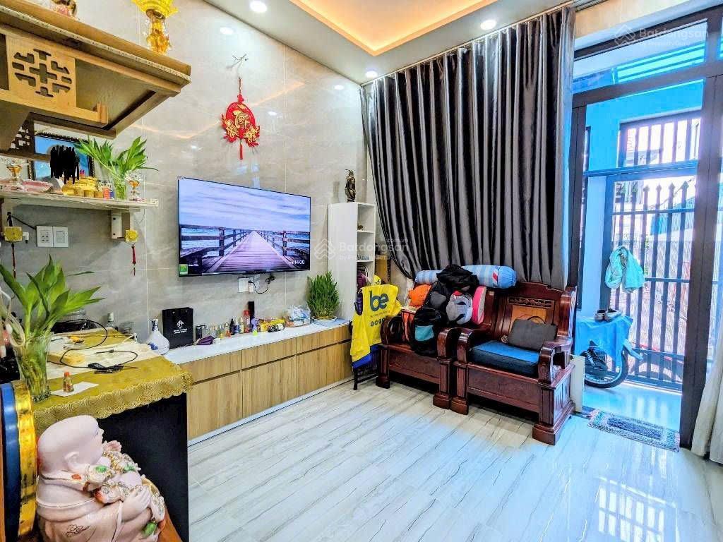 Nhà mới đẹp ngang hiếm 5m  3 tầng tường đôi  ở ngay  5,39 tỷ (tl)