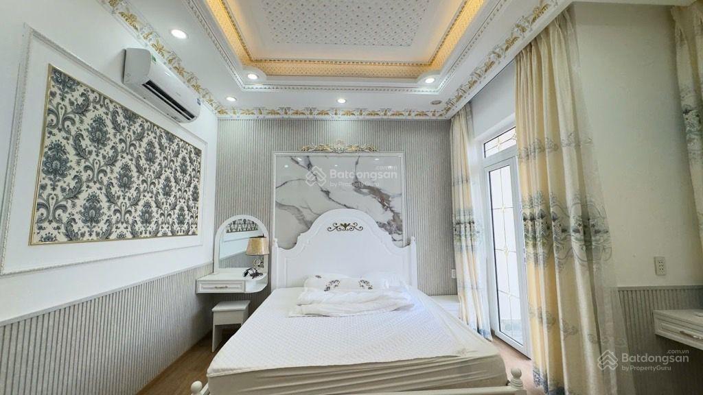 Biệt thự tân cổ điển mt hẻm 8m nhà bè giá chỉ 8.3 tỷ