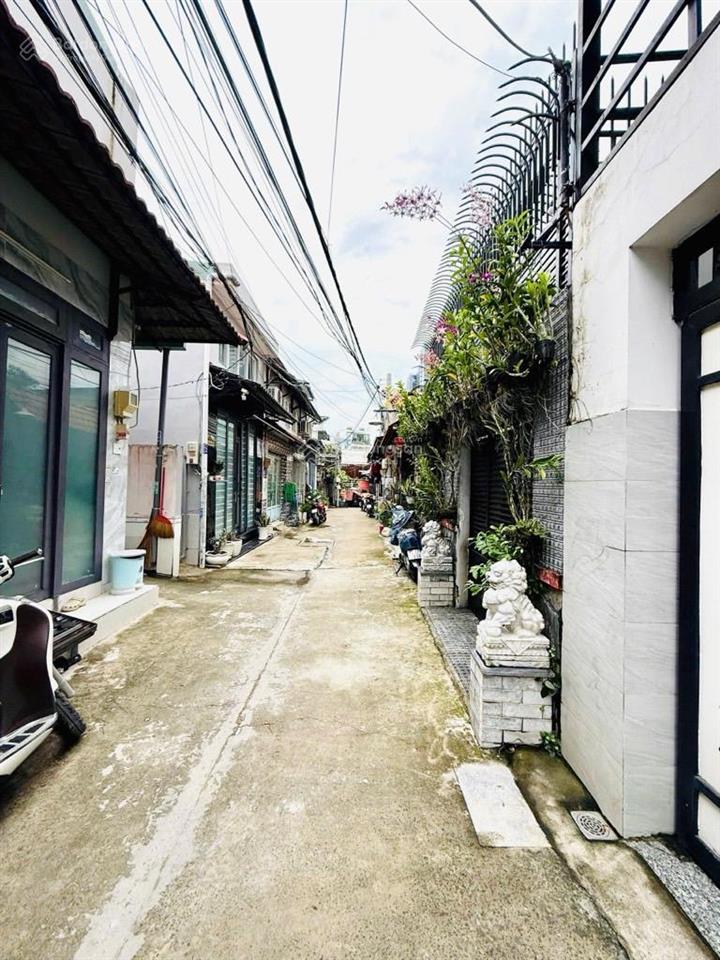 Nhà phố 2 mặt tiền hẻm 5m  view riviera point sang chảnh  shr hoàn công đủ  chỉ 6.5 tỷ