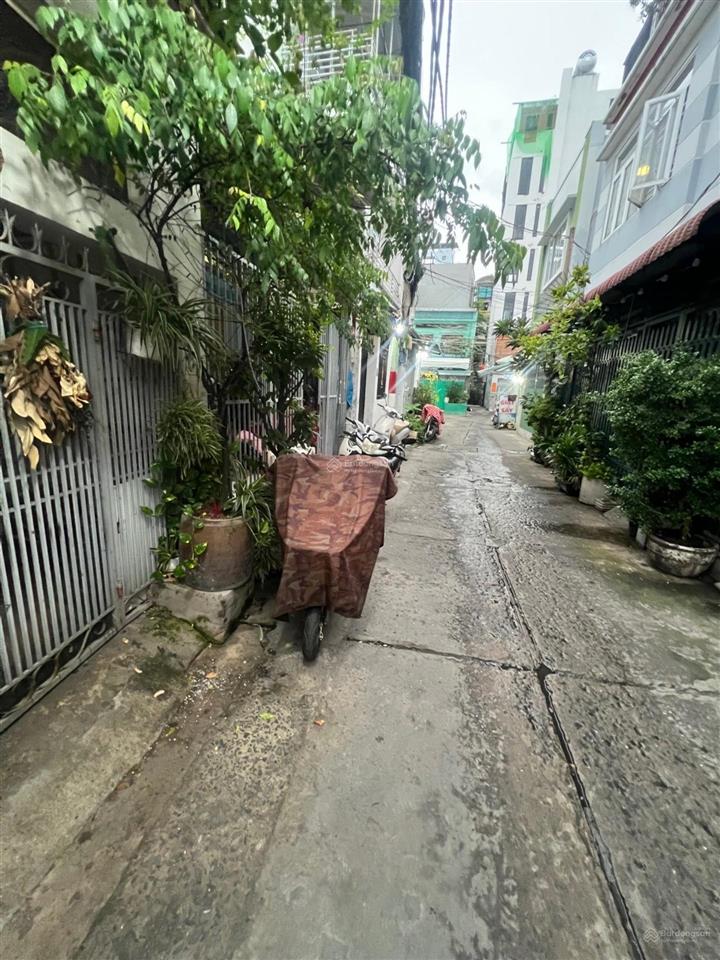 Chỉ tính đất  hxh vf  nhà 2 tầng cũ có 5 phòng trọ  105m2  9 tỷ 99