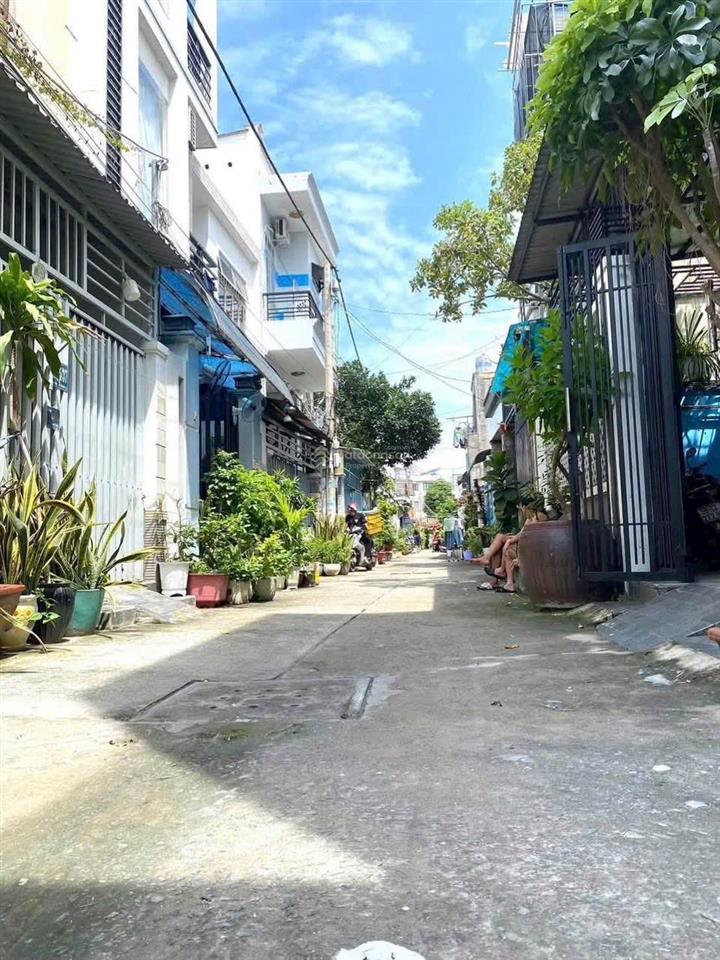 Nhà 4 tầng  view phú mỹ hưng  hẻm 5m  chỉ 5,9 tỷ