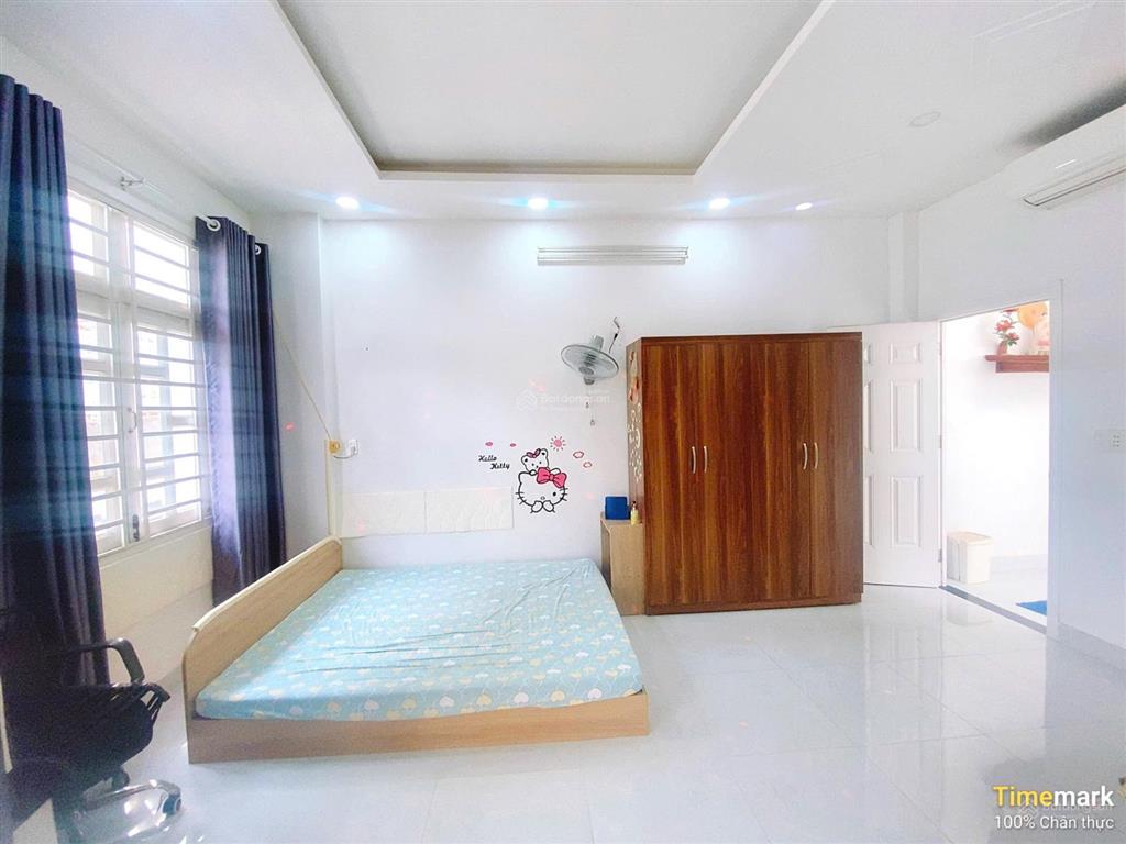 Chủ định cư nước ngoài bán nhà 3 tầng hoàng trọng mậu ngang 5m  sát hxh giảm 1 tỷ giá mới 5,3