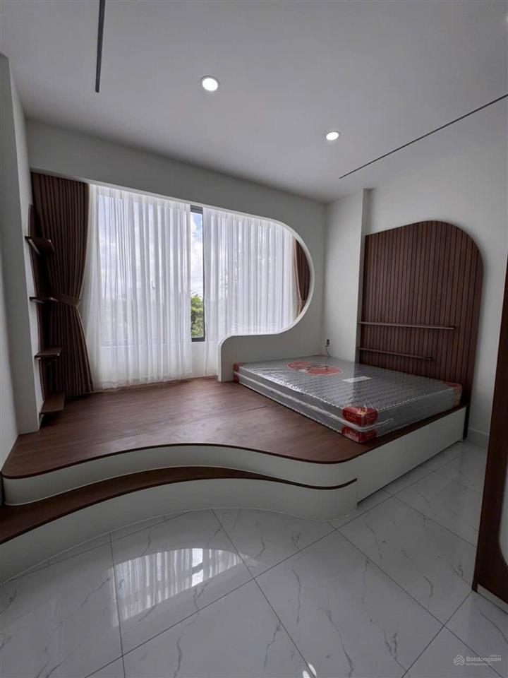 Nhà 2 tầng huỳnh tấn phát 101.2m2 gần phú mỹ hưng 6,2 tỷ