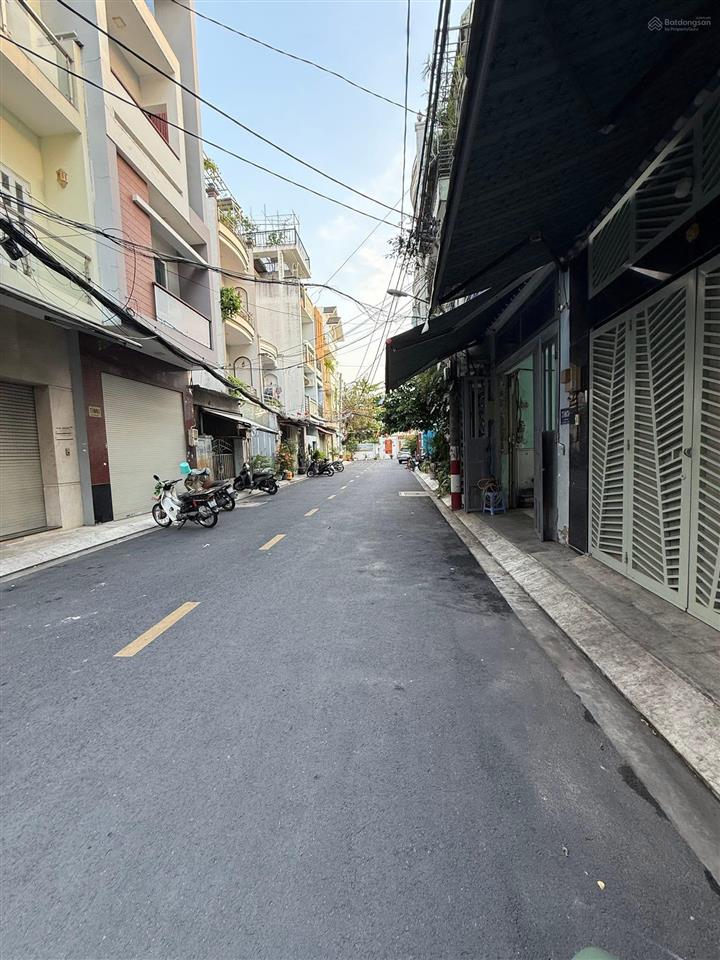 Bán nhà hẻm 8m lũy bán bích, q tân phú  4x15m  3 tầng  9.5 tỷ.  0917 222 ***