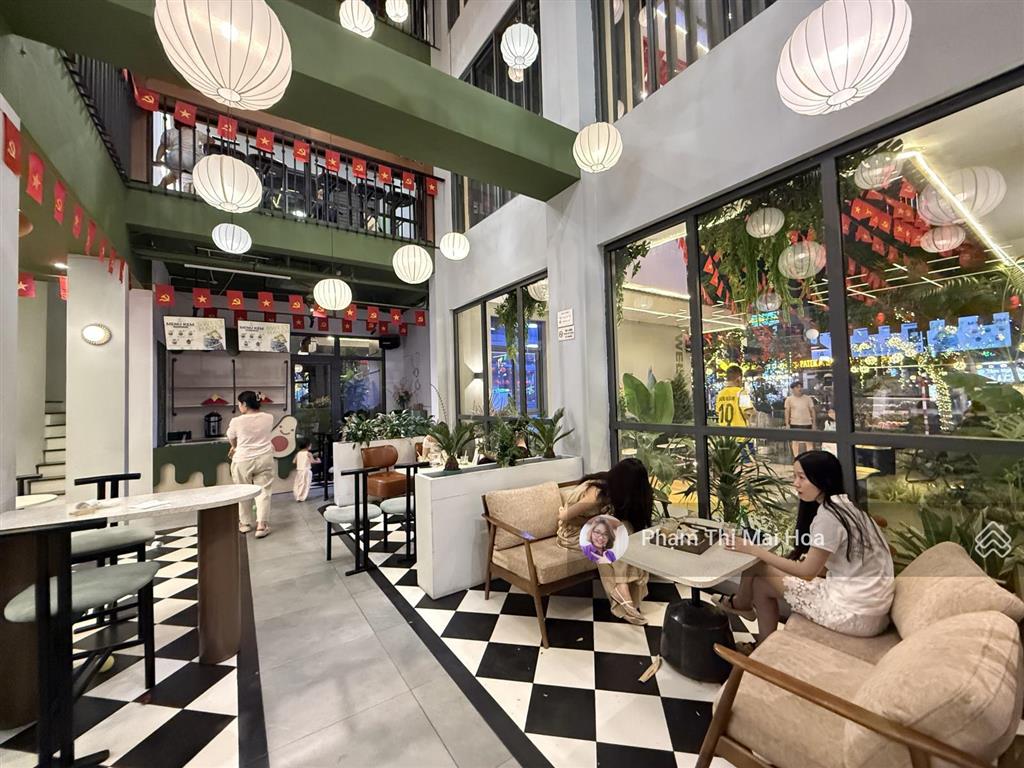 Cho thuê mặt bằng kinh doanh tầng 1, 2 | 440m² | kinh doanh cafe, văn phòng