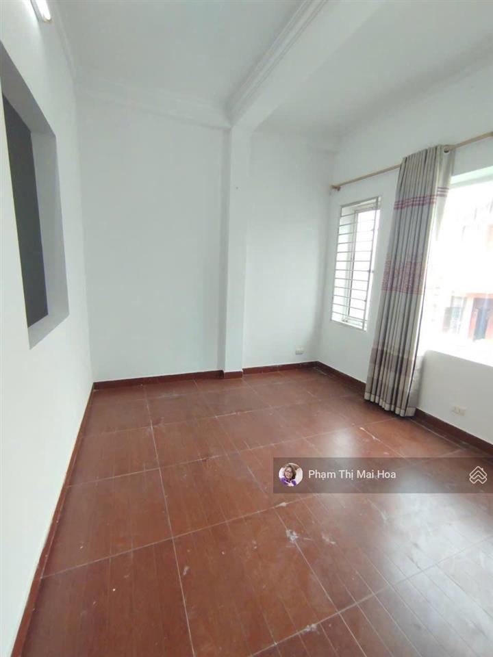 Cho thuê nhà nguyên căn mặt phố lý thường kiệt, văn phú, hà đông| thông sàn|40m2 x 6 tầng| 12 triệu