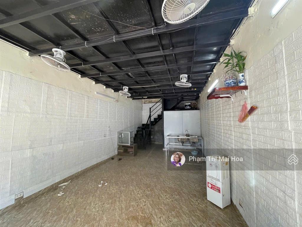Thuê nhà kinh doanh mặt phố xốm, ba la, phú lãm độc lập chỉ 5 triệu 500