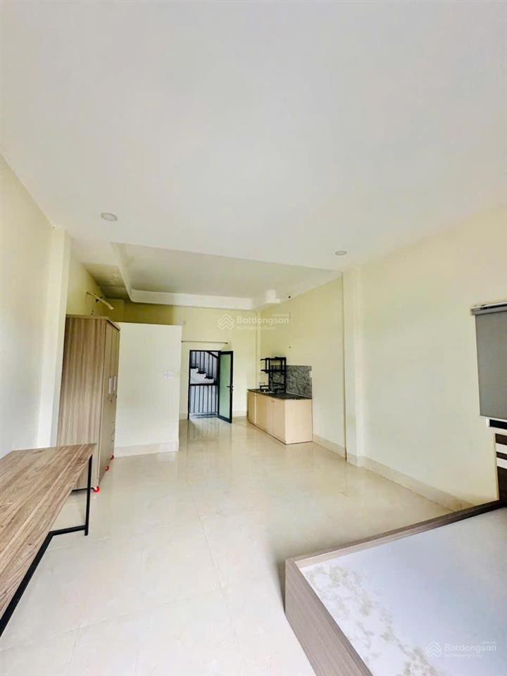 Mt 244 nguyễn trường tộ, phường tân thành, quận tân phú ( 4.2x11m, 5pn,5wc )