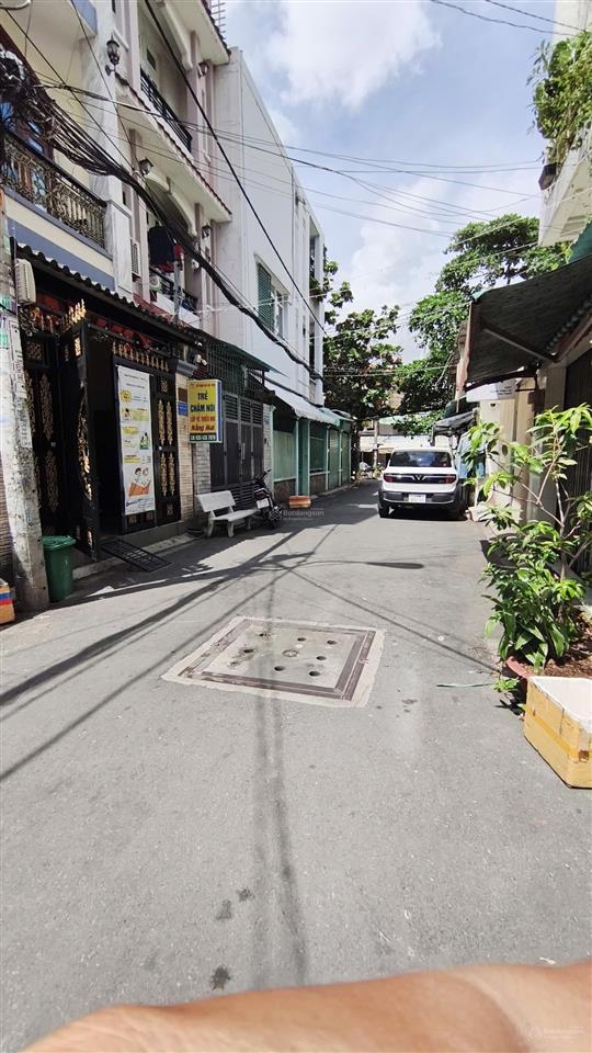 Hẻm 6m thông đường huỳnh thiện lộc, phường hoà thạnh, tân phú ( nha cấp 4 lửng, 4.1x18.7m )