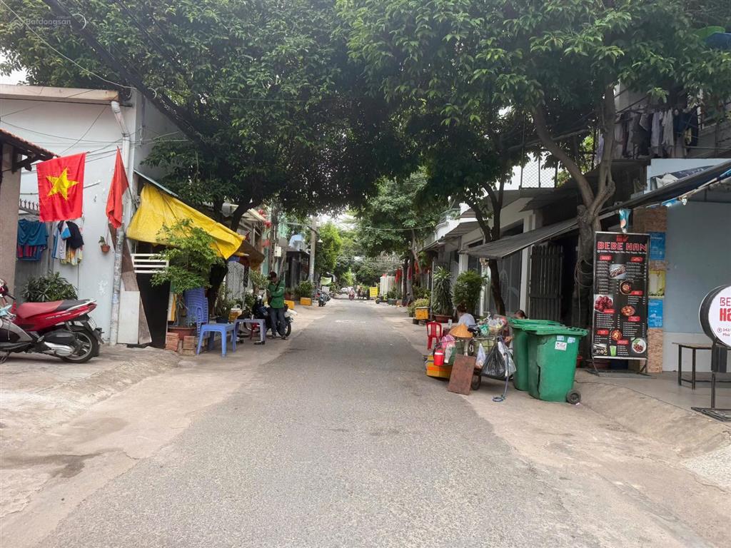 Hẻm 8m thoại ngọc hầu, phú thạnh, ( nhà trệt 3 lầu st, dt 4x18m hoàn công đủ )