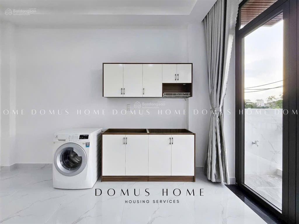 Cho thuê căn hộ ban công full nt tại quận 7