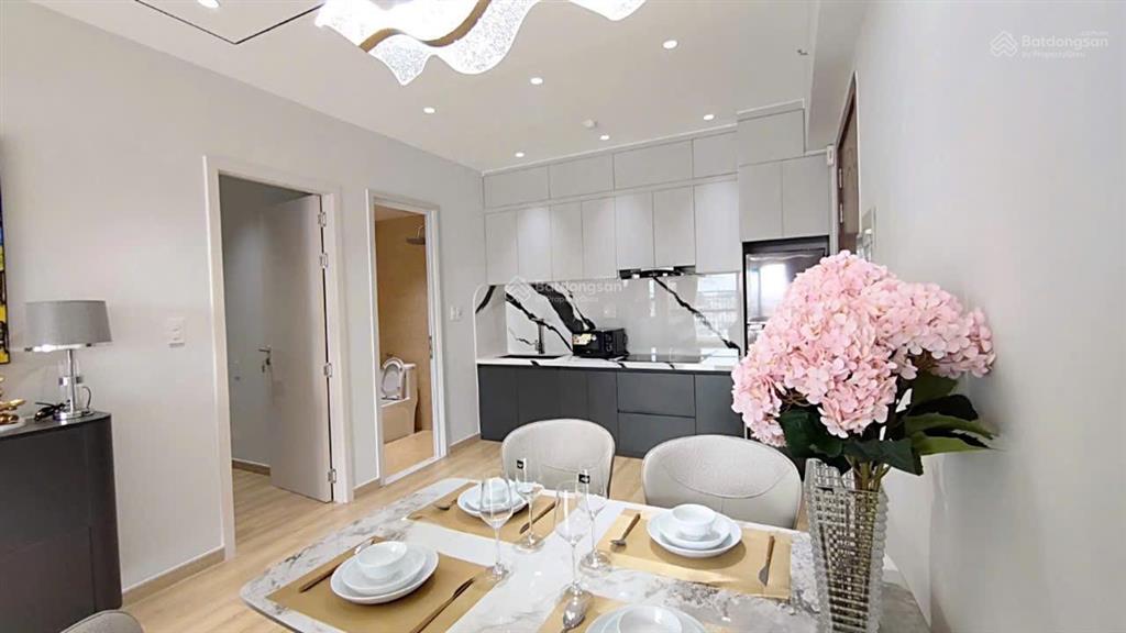 Bán ch  12a28 toà oc3 view đông nam mtvt, ban công biển đông nam,diện tích 65 m22pn