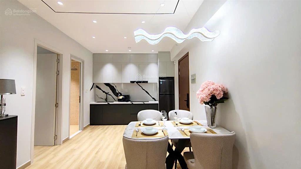 Bán ch  12a28 toà oc3 view đông nam mtvt, ban công biển đông nam,diện tích 65 m22pn