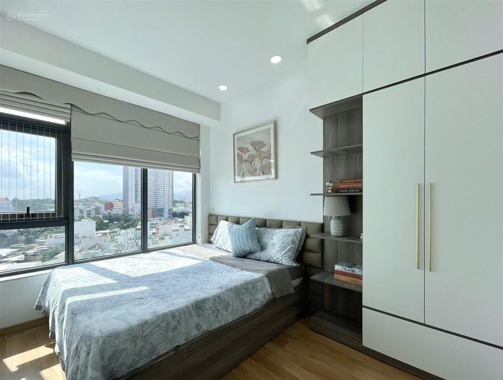 Bán căn hộ mường thanh viễn triều toà oc2a full nội thất view biển đông nam, căn hộ  1224