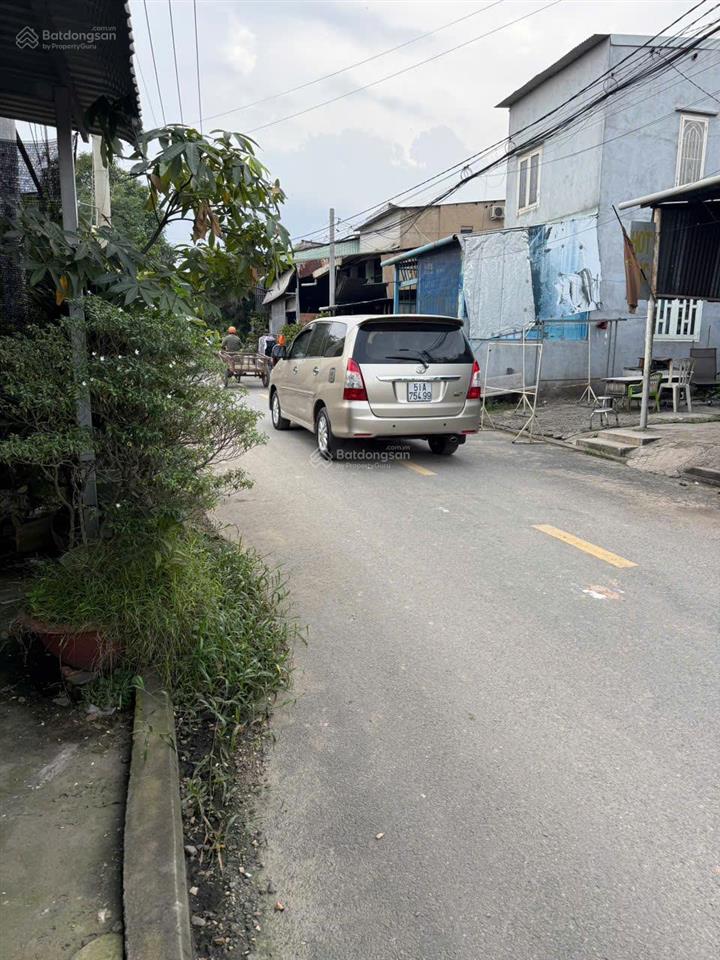 Nhà 105m2 mt đường số 12  nguyễn xiển. cam kết không có căn thứ 2..!!!