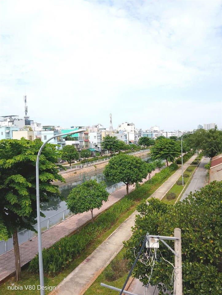 Mặt tiền nhà đẹp 3 tầng trung tâm quận 8  view sông + công viên  4x10  shr  5 tỷ nhỉnh tl