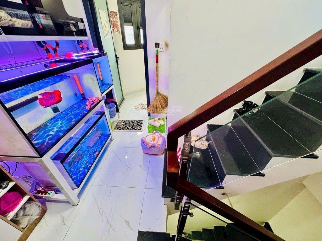 Chủ ngộp  gấp bán  bình đông  p15q8  hxh  4 tầng  5pn  5,x tỷ