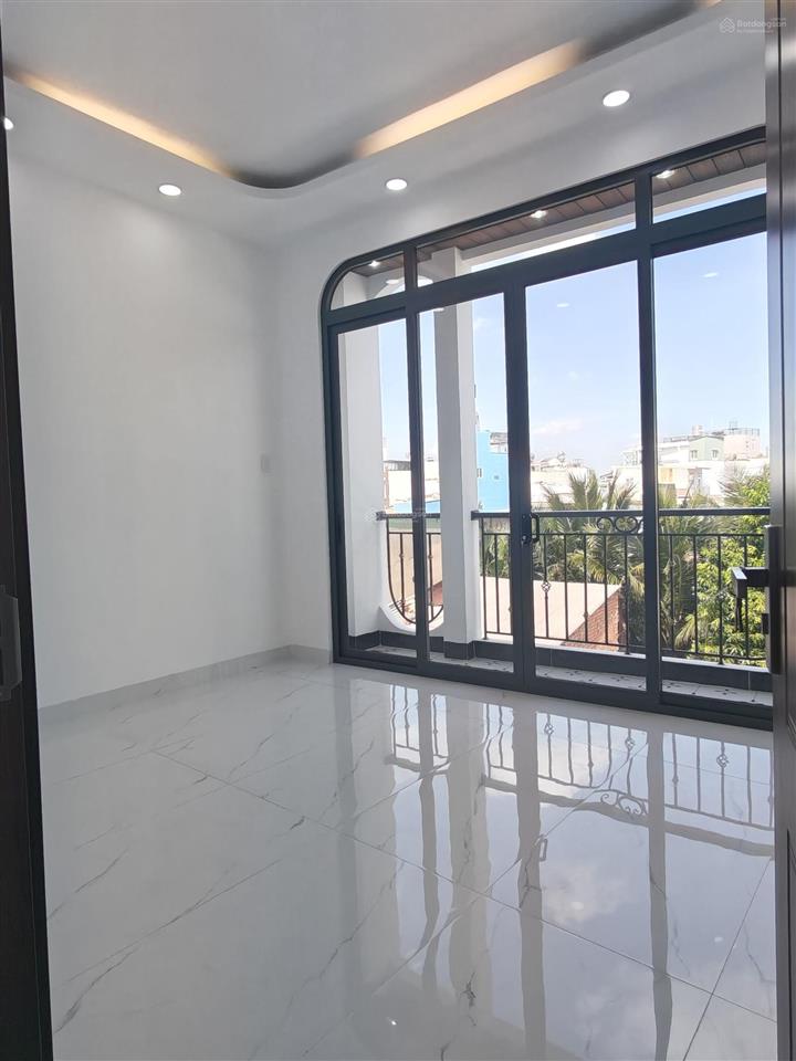 Bán căn góc đẹp phạm thế hiển p4 quận 8  4 tầng  5pn  4x10m  5.98 tỷ tl