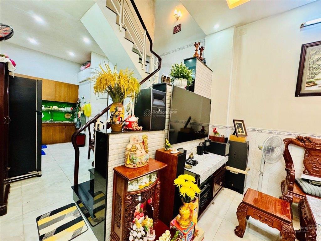 Bán nhà chánh hưng p4 quận 8  gần aeon cao lỗ  47m2  2 tầng  4 x 11,7  nở hậu  nhỉnh 4 tỷ