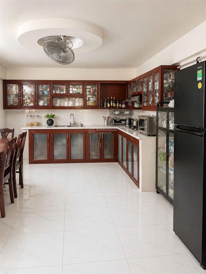 Bán nhà mặt tiền đường 12m  đối diện bến xe quận 8  4 tầng  4x20  4pn  nhỉnh 9 tỷ tl