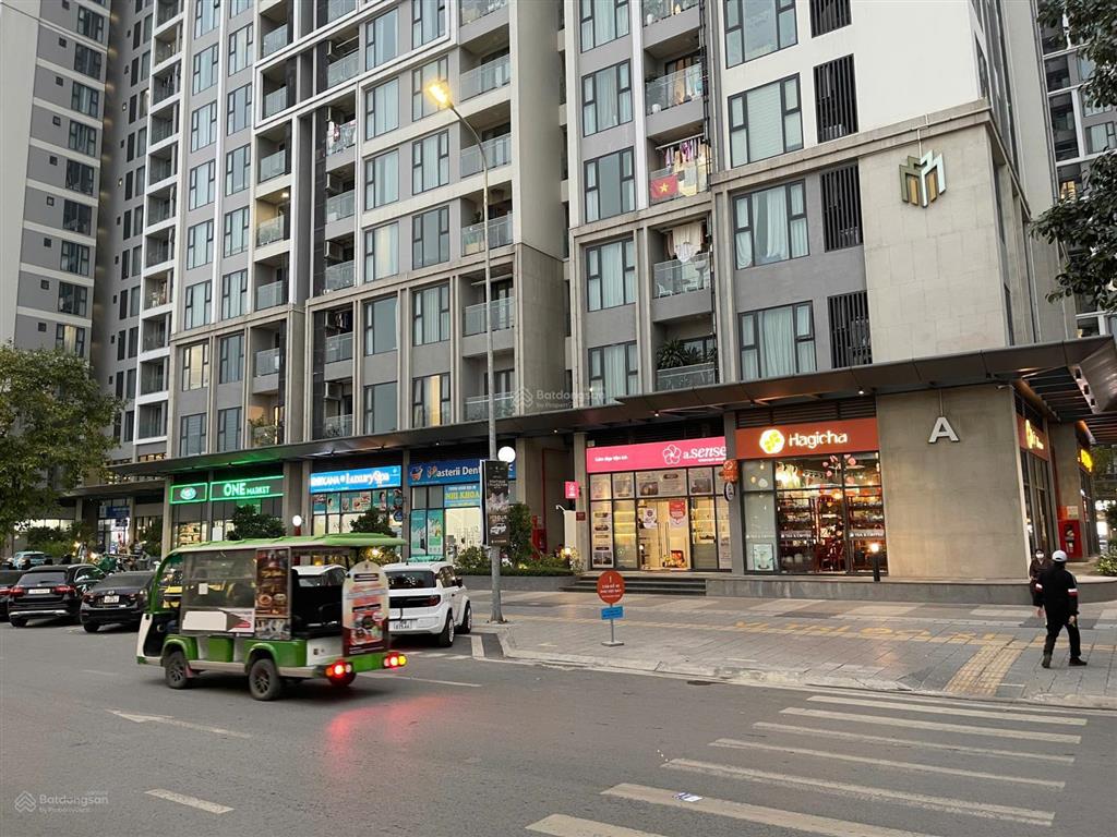 " nhanh tay sở hữu ngay căn shop 65m2 ở tòa west c