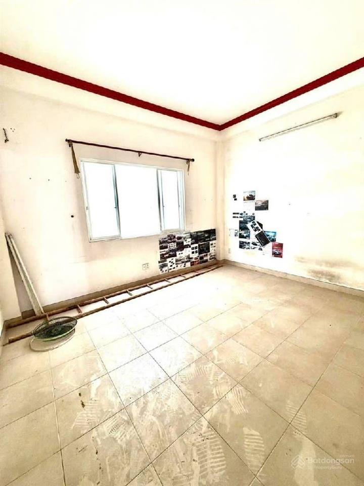 Nhà hẻm xe hơi q8, gần 70m2, ngang 4.3m, nở hậu, giá hơn 7 tỷ. 0918 846 ***