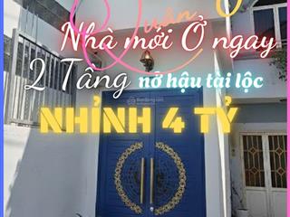 Nhà mới hẻm xe hơi q8, 2 tầng, nhỉnh 4 tỷ, sát mt âu dương lân  tạ quang bửu