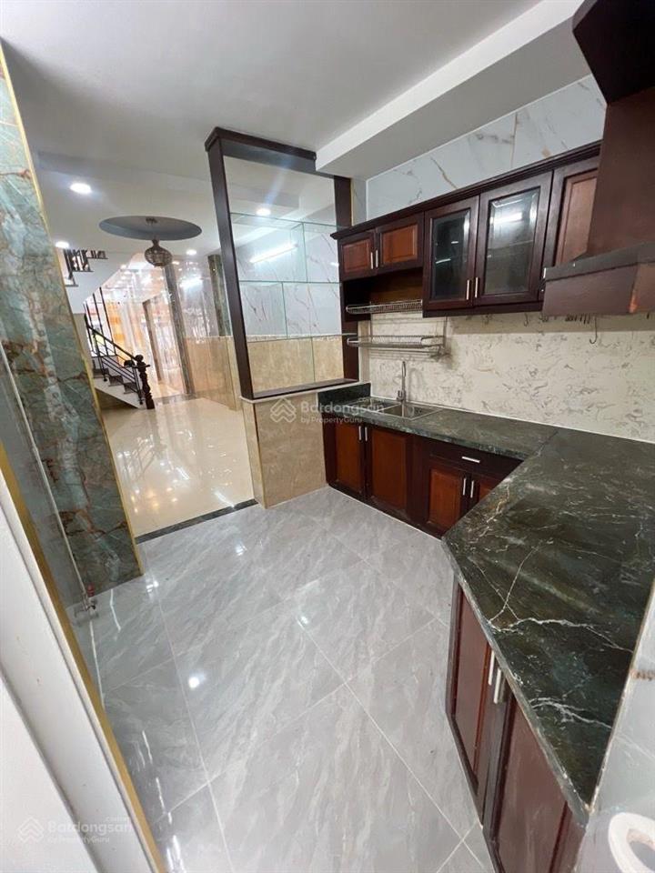 Nhà 4 tầng 74m, nhỉnh hơn 7 tỷy, ch.145 ~phạm thế hiển, 7pn, 7wc, chdv o9i88468o8