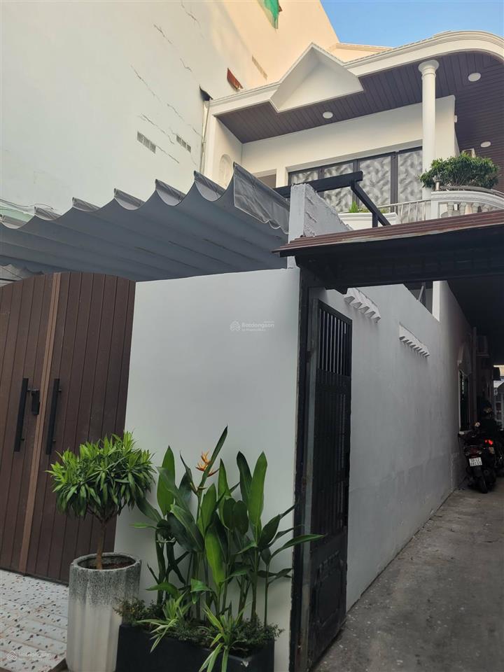 Nhà 2 tầng, sd gần 115m2 ch 144 nguyễn thị tần, góc 3 mặt hẻm, alo 0918 846 *** biết chi tiết