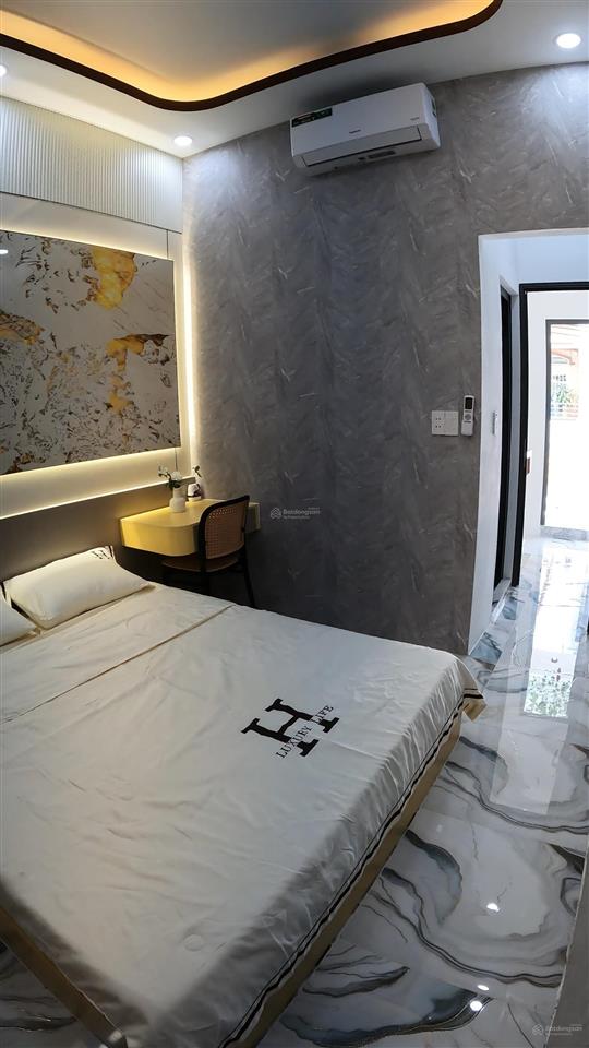 Nhà 3 tầng gần 35m², nhỉnh 6 tỷ, ch. 158 dương bá trạc, 2 mặt thoáng, hẻm 10m  kinh doanh, alo