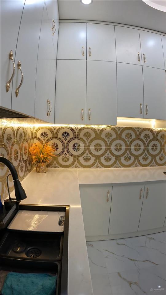 Nhà 3 tầng gần 35m², nhỉnh 6 tỷ, ch. 158 dương bá trạc, 2 mặt thoáng, hẻm 10m  kinh doanh, alo