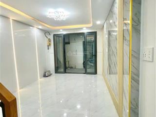 Nhà 2 tầng hơn 40m2, nhỉnh 4 tỷ, nguyễn thị tần, sát cầu chữ y