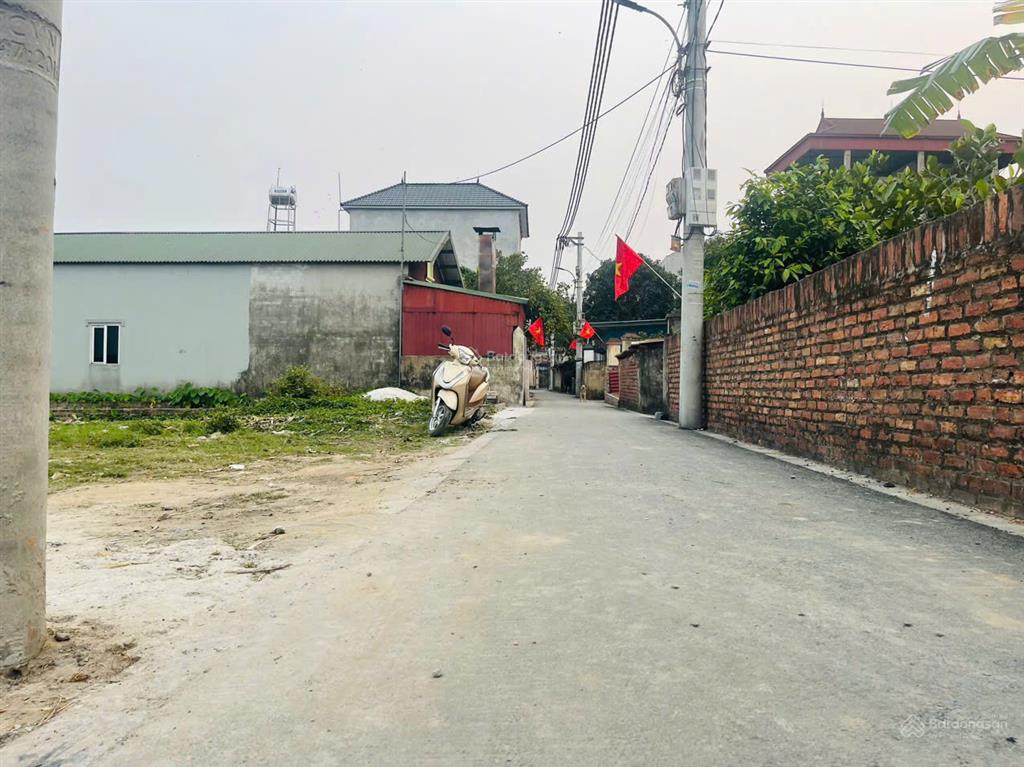 Bán đất bắc hồng, đông anh, bìa làng, ngõ thông ô tô 45m2 giá 3,1 tỷ