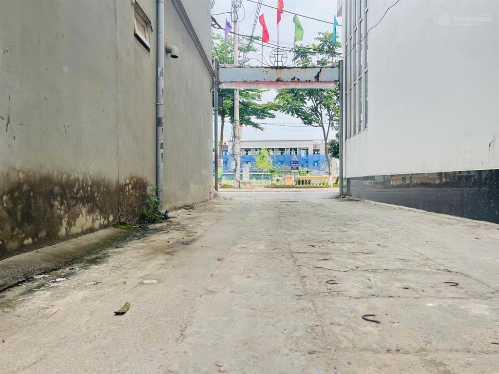 Bán đất thôn đoài nam hồng, xe 7 chỗ ngủ trong đất 48m giá 3 tỷ