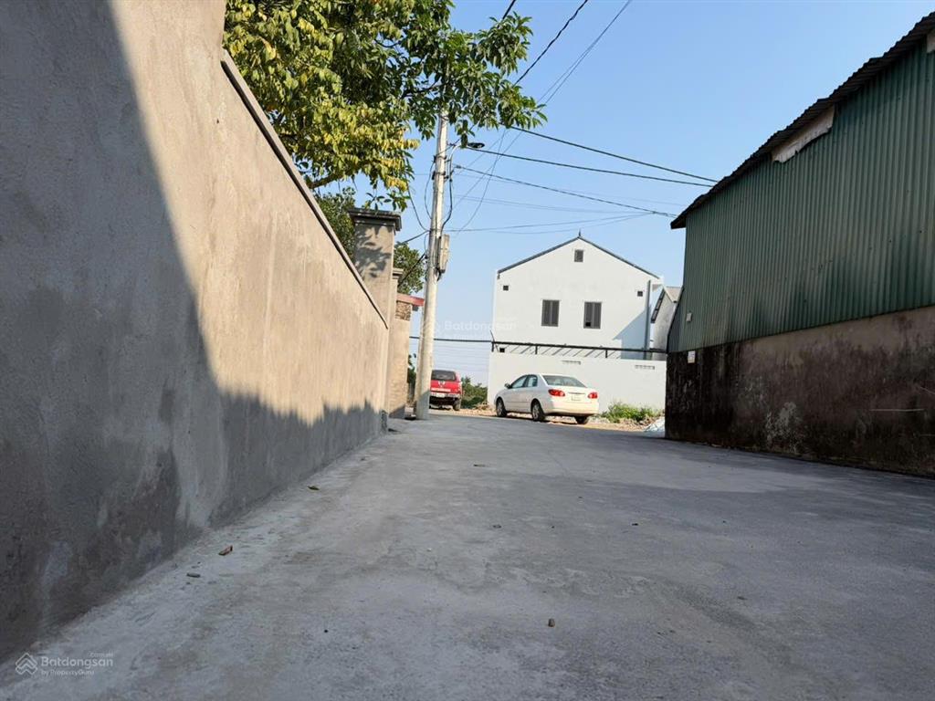 Bán nhà 2 tầng bến trung bắc hồng đông anh ô tô vào tận nhà 75m2, giá 4,2 tỷ