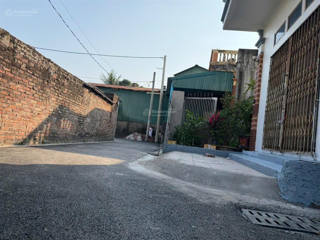 Bán nhà 2 tầng bến trung bắc hồng đông anh ô tô vào tận nhà 75m2, giá 4,2 tỷ