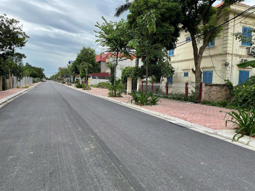 Bán đất bìa làng thôn vệ  nam hồng  đông anh đường lớn ô tô tránh có vỉa hè