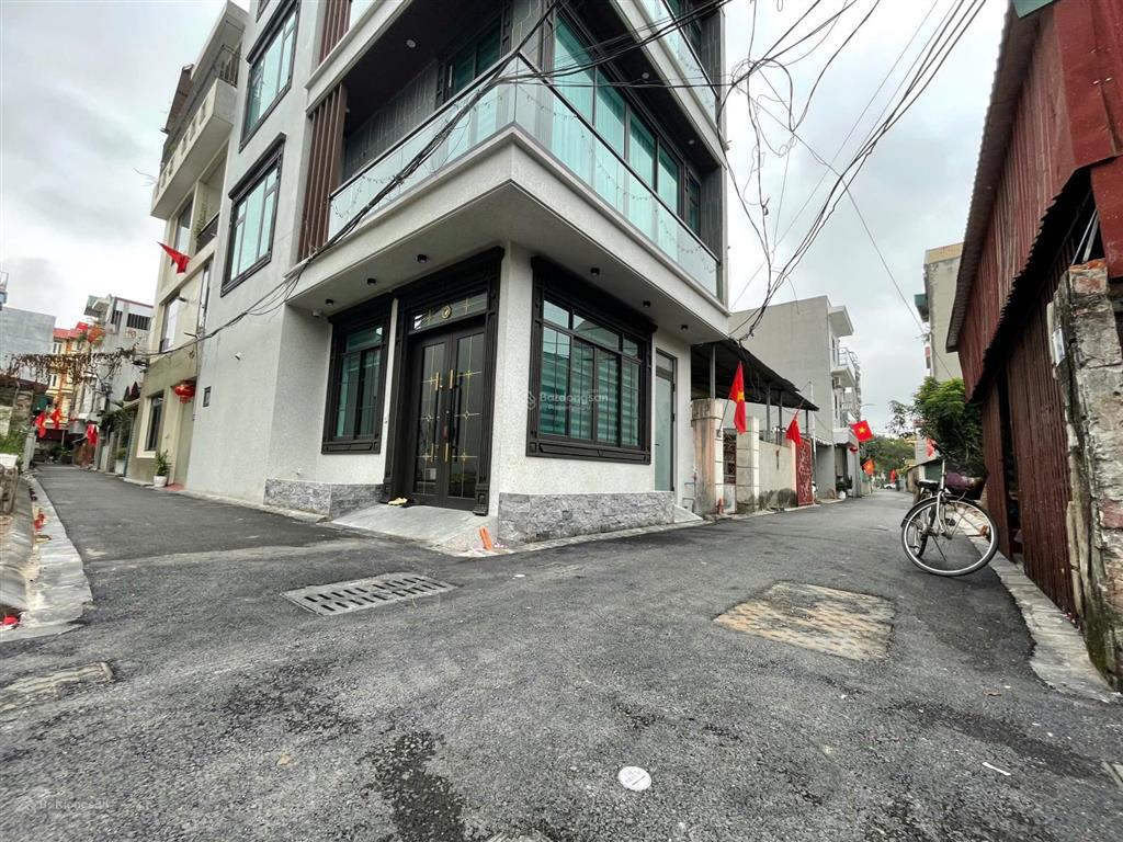 Bán lô góc thôn đoài nam hồng đông anh ô tô tránh 79m giá hơn 7 tỷ