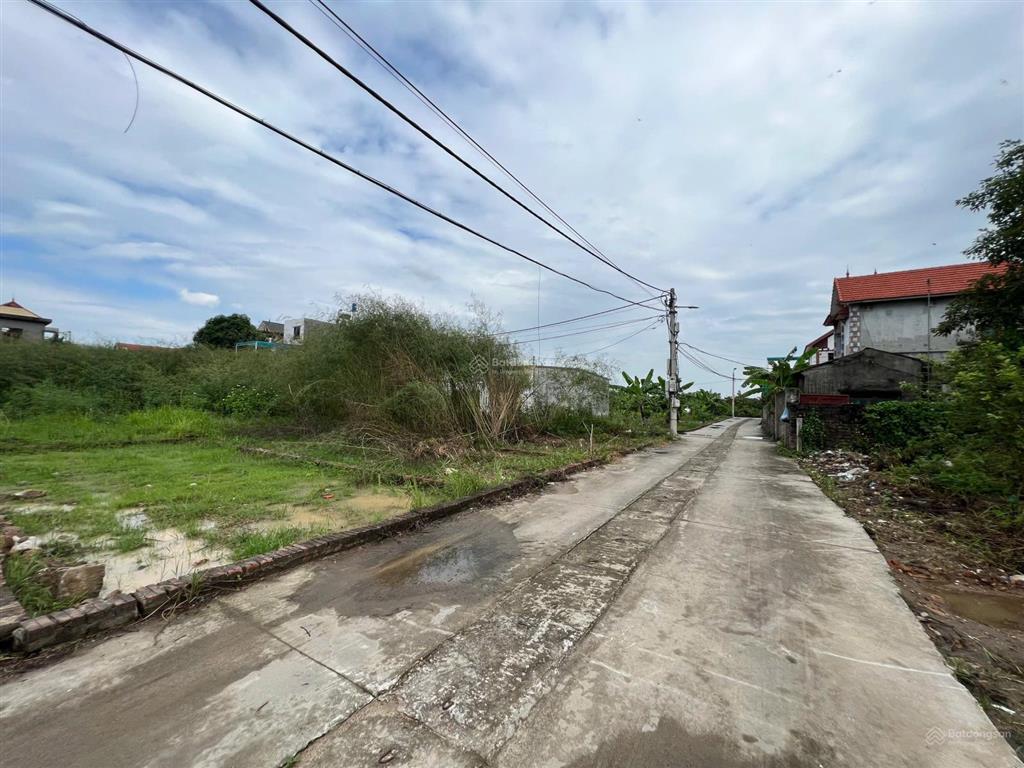 Bán đất trung tâm thị trấn quang minh ngõ thông ô tô 50m chỉ nhỉnh 3 tỷ