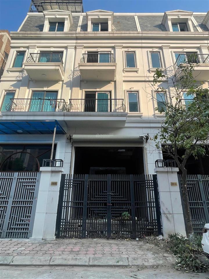 Bán biệt thự happy land 15 đông anh, gần sát vườn hoa, 75m² giá 9,6 tỷ