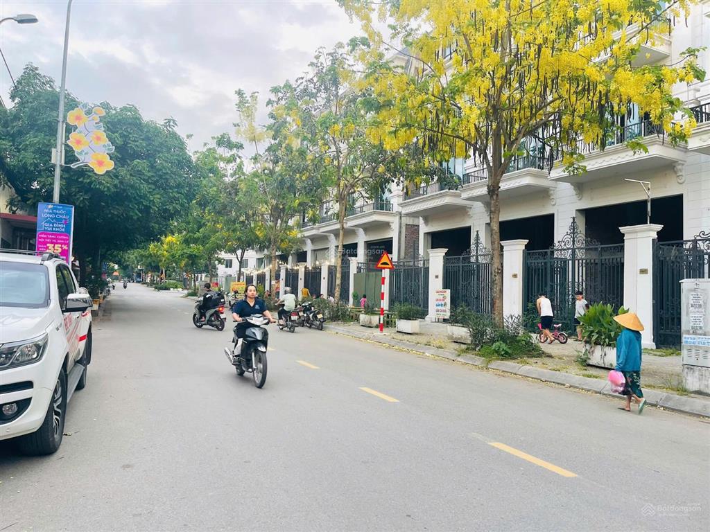Bán nhanh căn shophouse kinh doanh lâu dài tại happy land đông anh 100m giá 17 tỷ