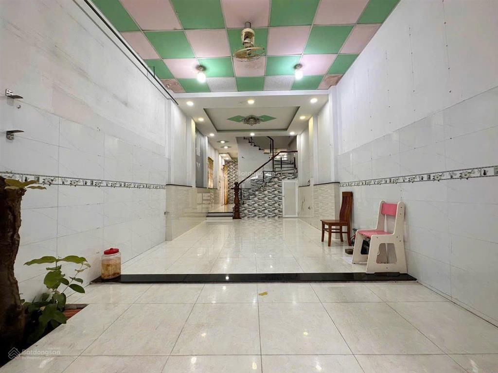 Hẻm xe hơi thông  68m2 (4x17)  trệt lầu  có 3pn  phạm văn chiêu
